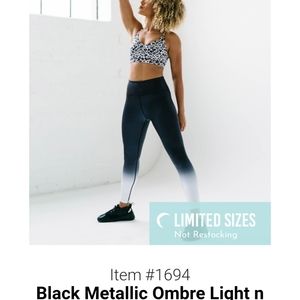 Ombre Zyia leggings size 4 New